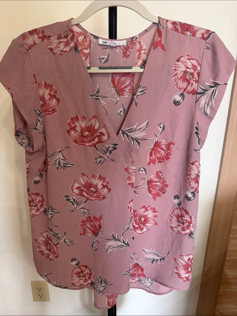 DR2 Mauve Pink Floral V-Neck Blouse